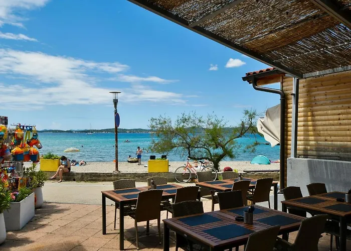 Feelings-4 By Interhome *